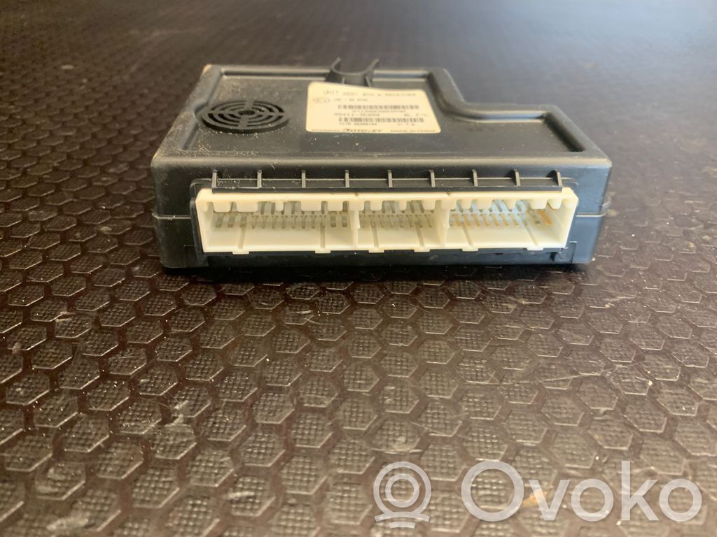 KIA Sorento Comfort/convenience module 