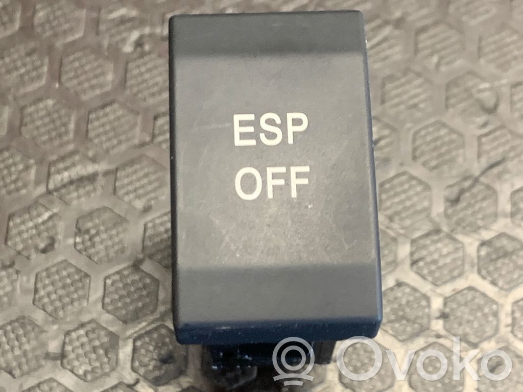 KIA Sorento ESP (stability program) switch 