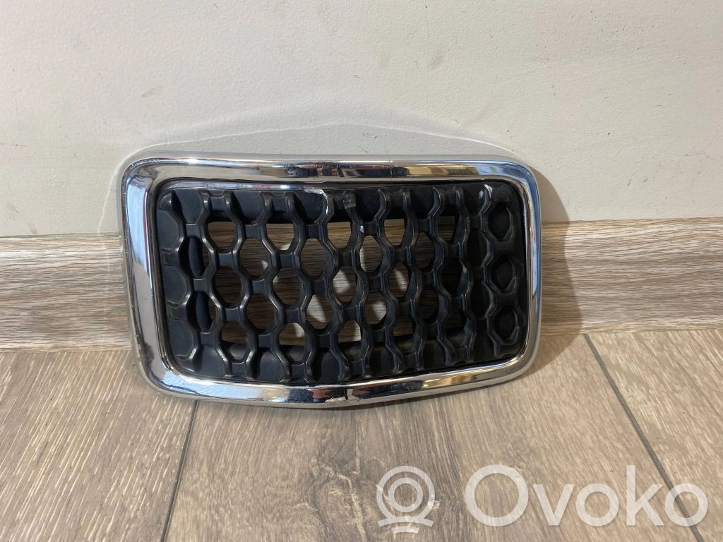 Jeep Cherokee KL Etusäleikkö 