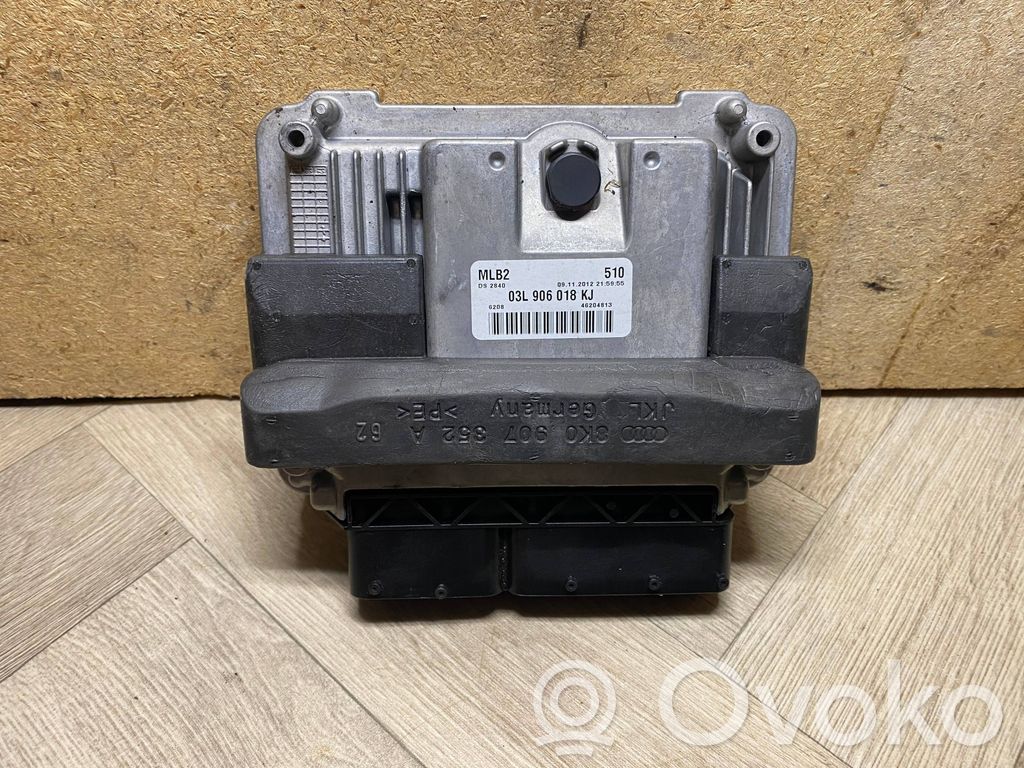Audi A4 S4 B8 8K Engine control unit/module 