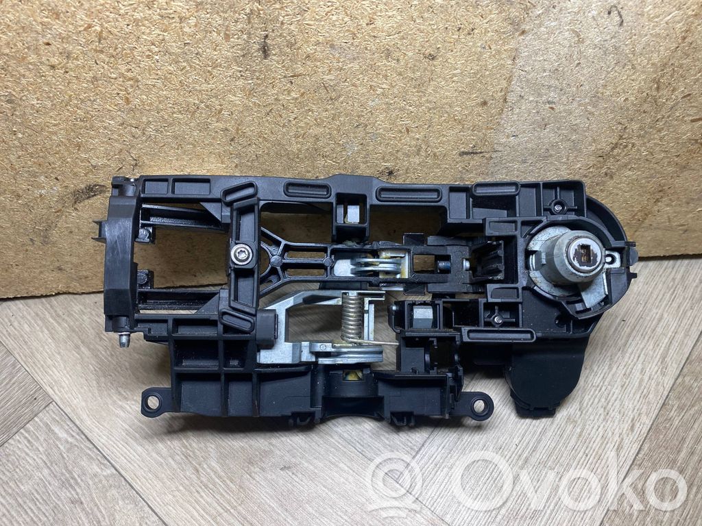BMW 5 F10 F11 Manecilla externa puerta delantera 