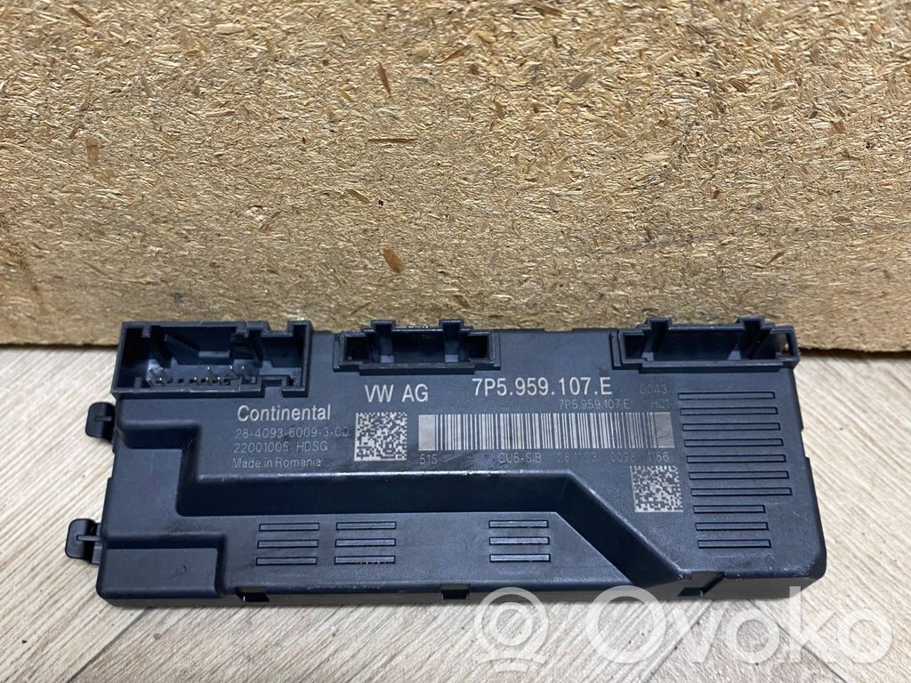Porsche Macan (95B) Tailgate/trunk control unit/module 