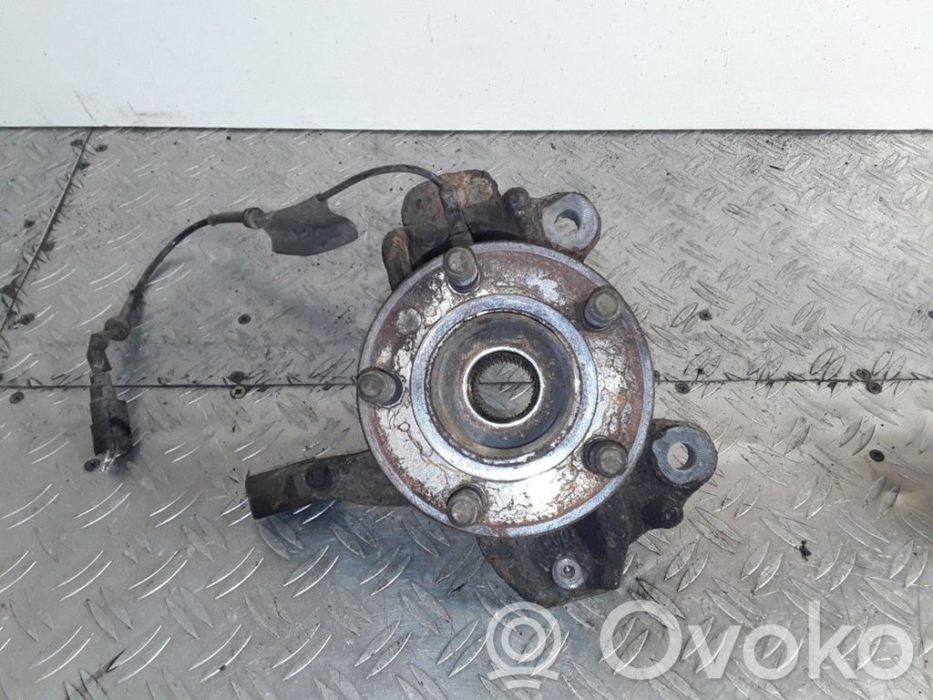 Front wheel hub