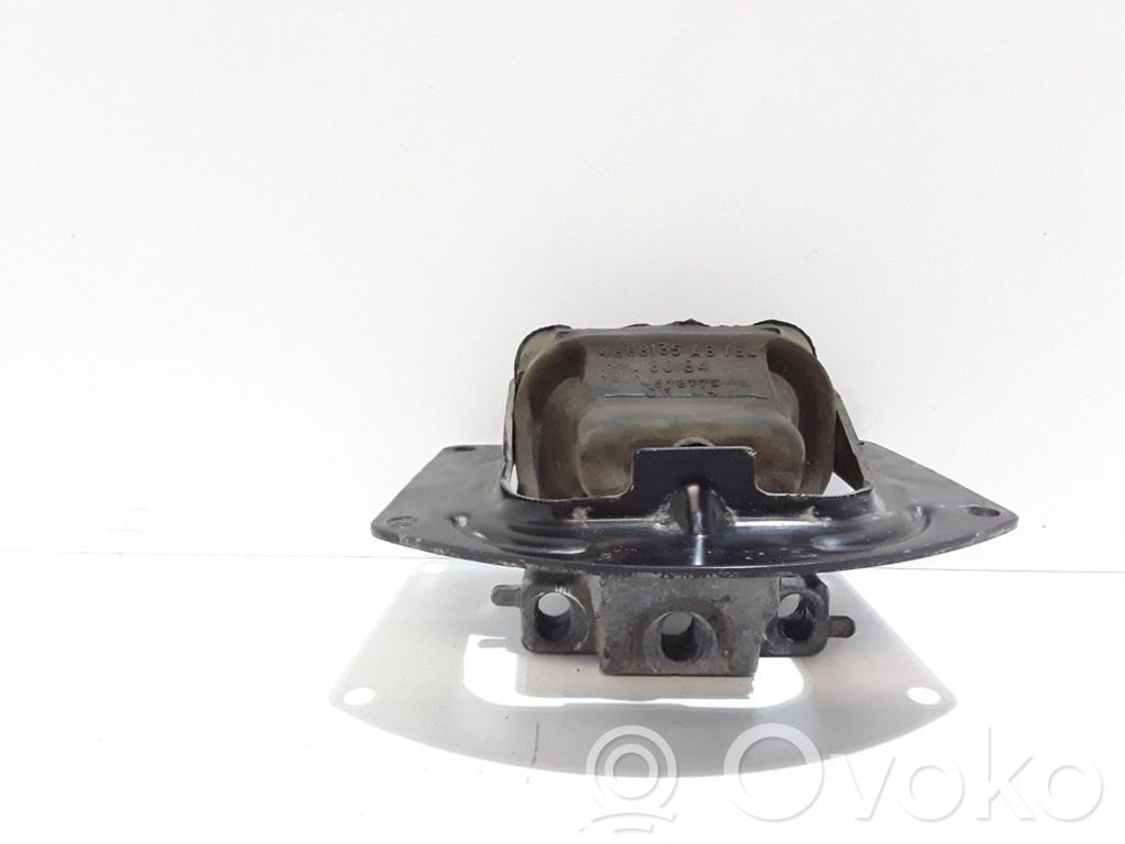 Chrysler Sebring (ST-22 - JR) Engine mount bracket 