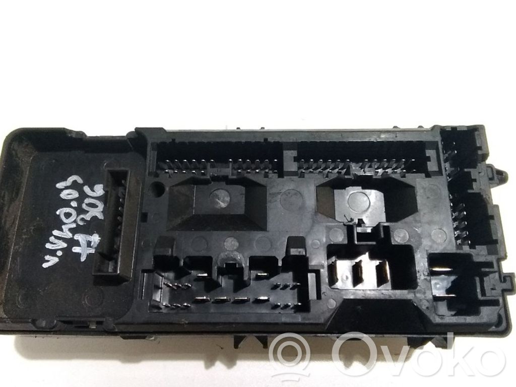 Módulo de fusible   2K150044