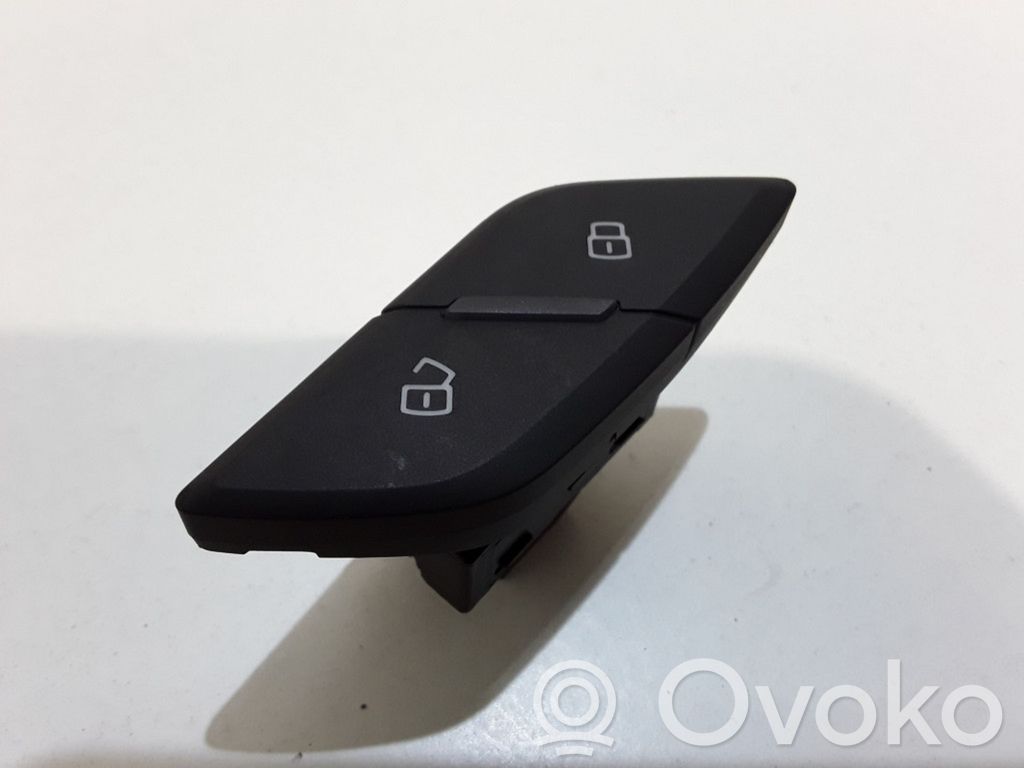 Audi Q3 8U Central locking switch button 