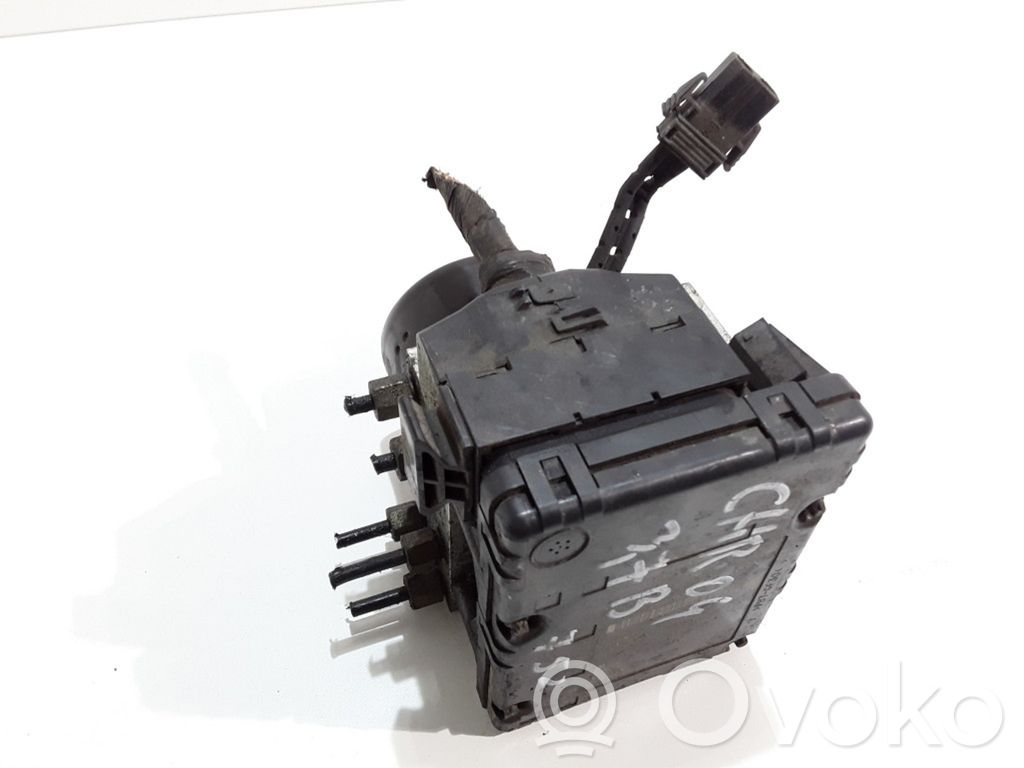 Jeep Cherokee ABS-pumppu 