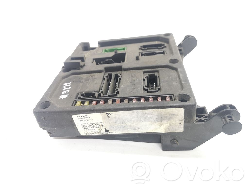 Volkswagen Sharan Fuse module 
