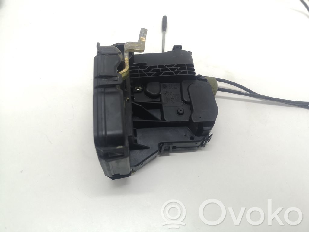 Mercedes-Benz E W211 Front door lock 