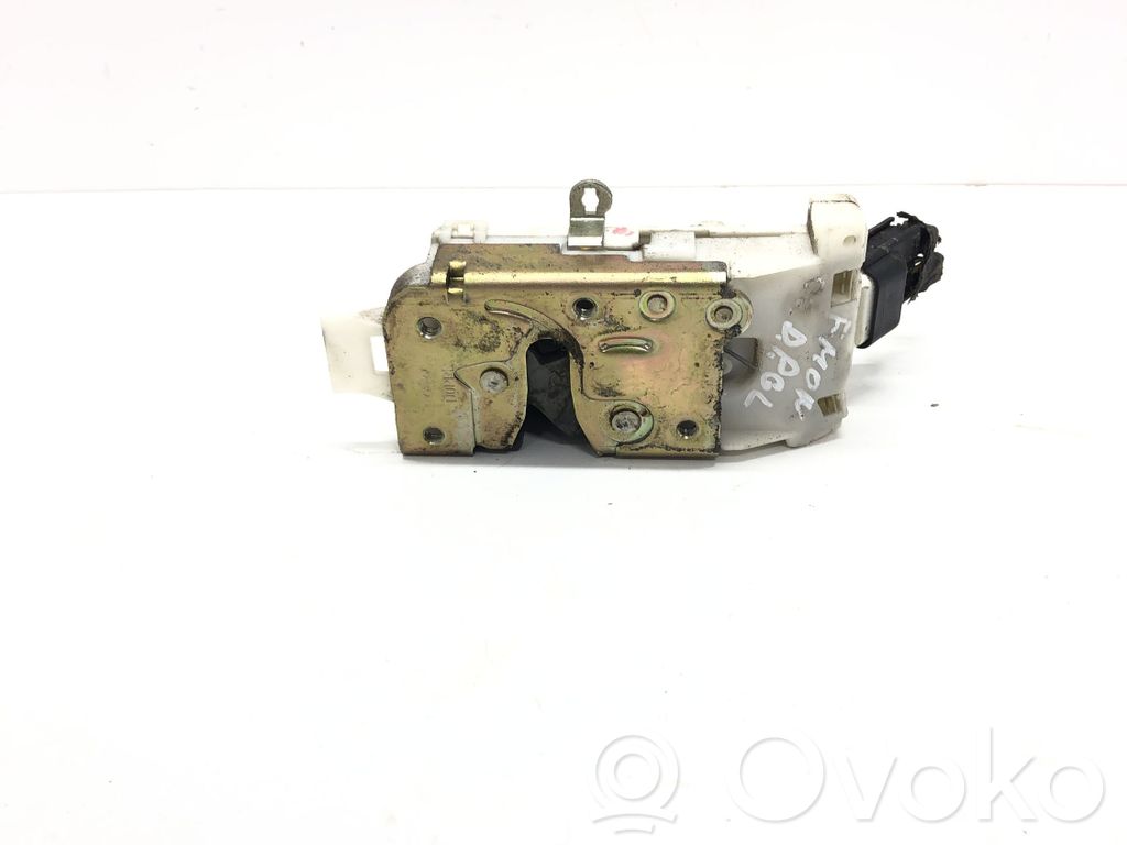 Ford Mondeo Mk III Cerradura de puerta trasera 