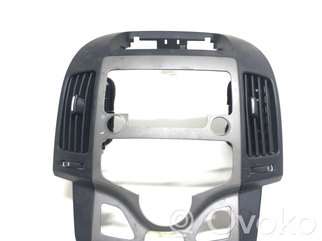 Hyundai i30 Rejilla de ventilación central del panel 
