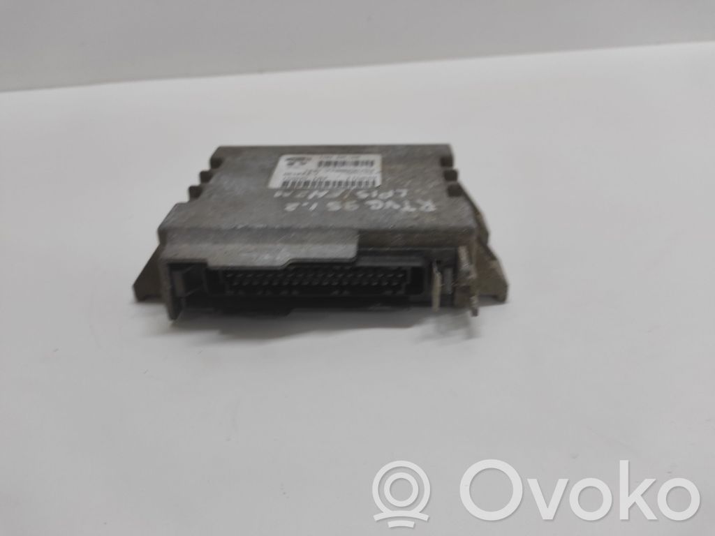 Renault Twingo II Engine control unit/module 