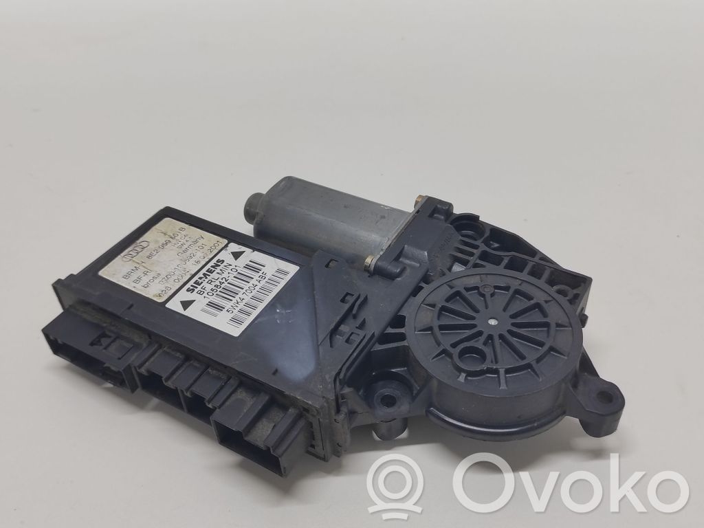 Audi A4 S4 B5 8D Silnik regulatora szyby drzwi przednich 