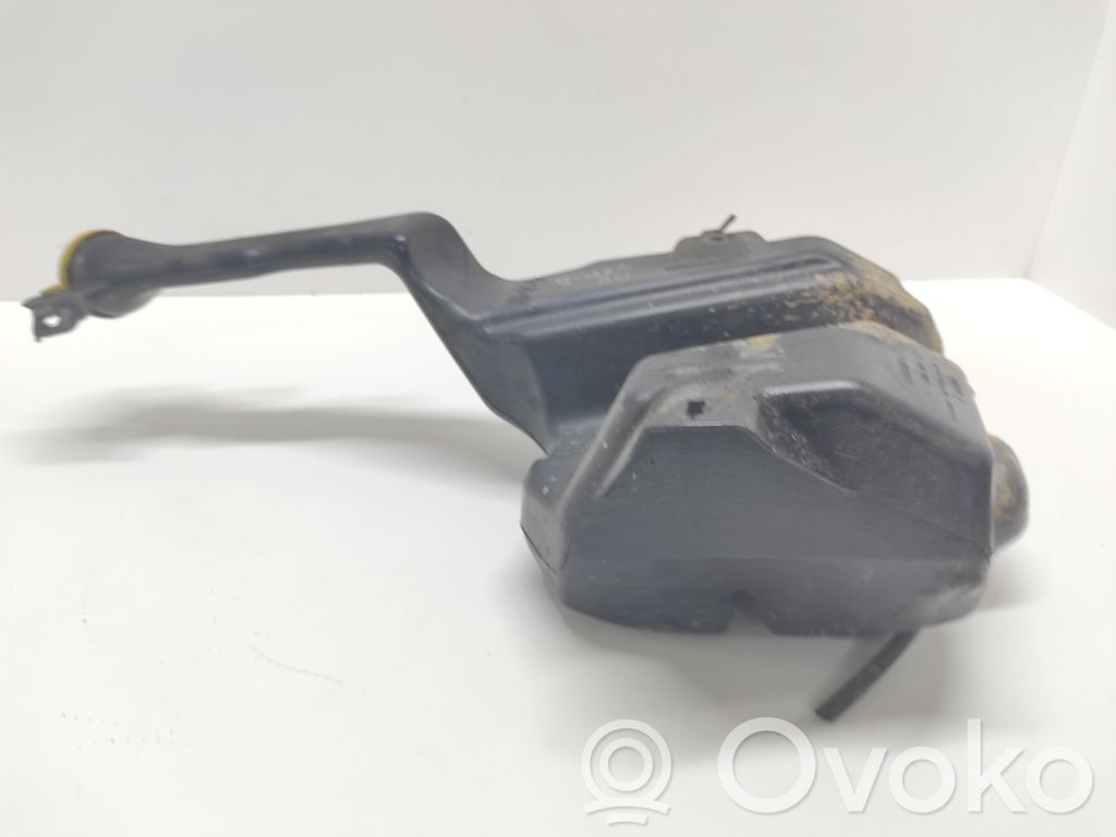 Jeep Grand Cherokee (WK) Windshield washer fluid reservoir/tank 