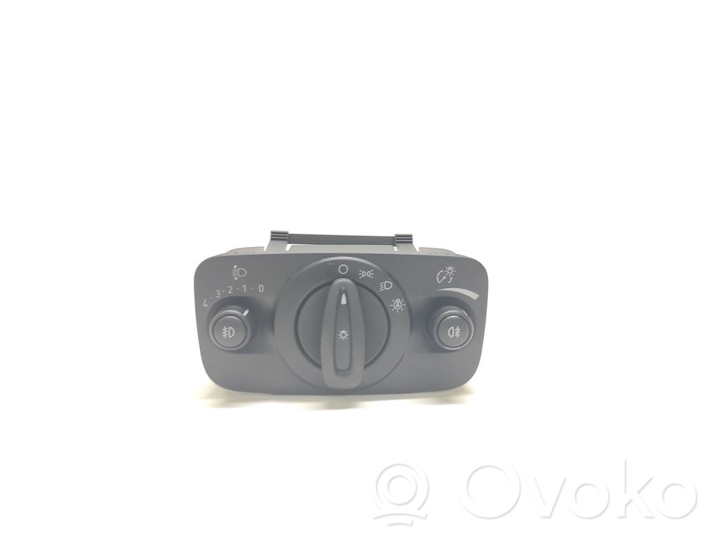 Ford Ecosport Light switch 