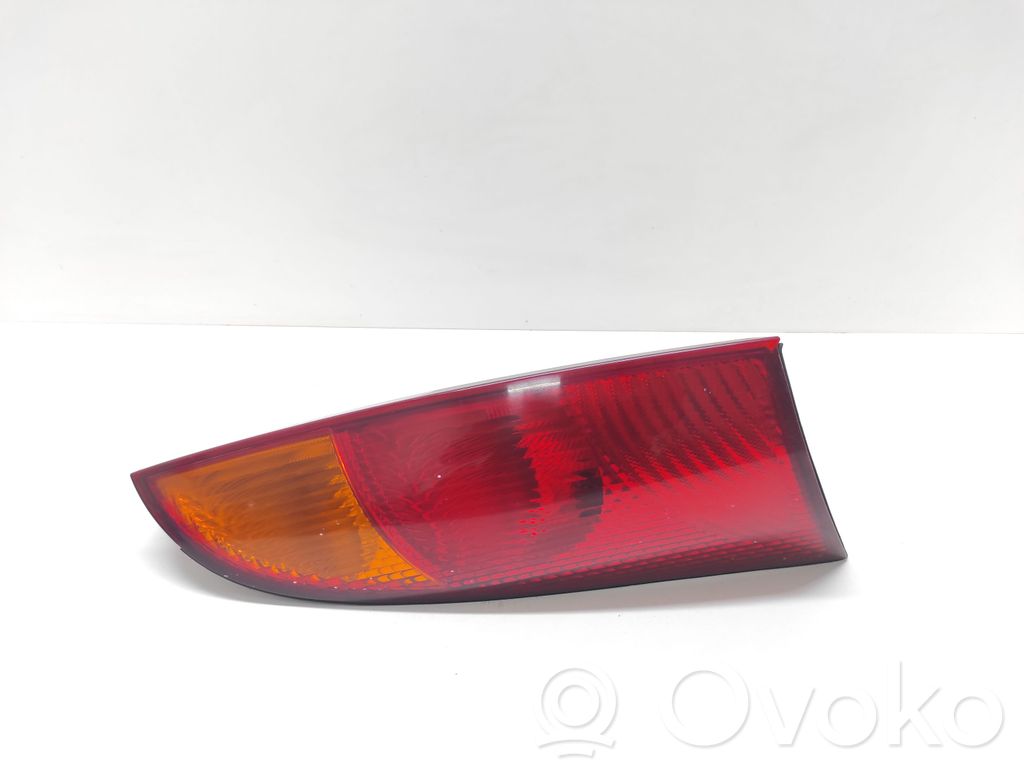 Rear/tail lights   1M5113404AD