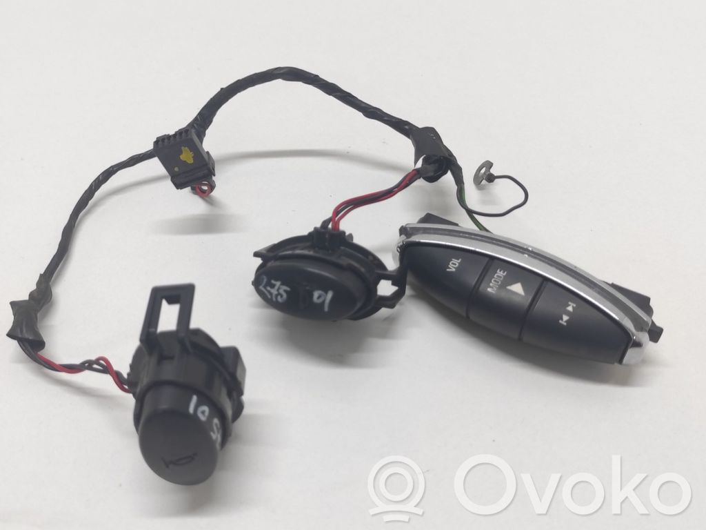 Multifunctional control switch/knob   YUM100231