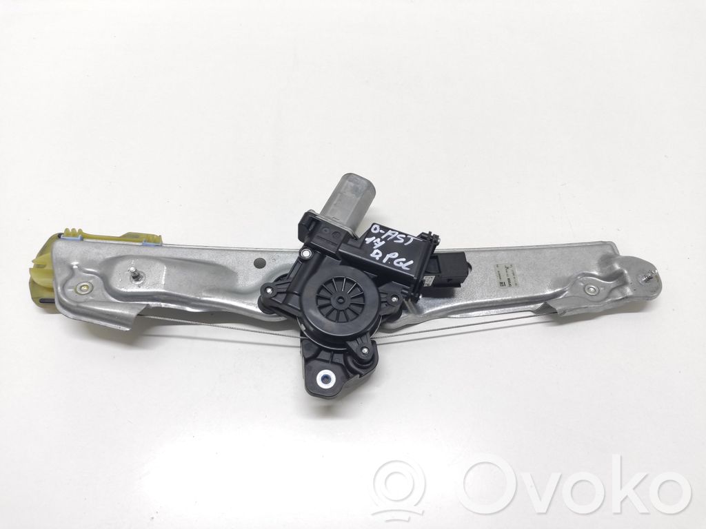 Opel Astra K Elektryczny podnośnik szyby drzwi tylnych 