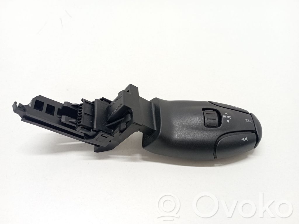 Peugeot 307 Multifunkcinis valdymo jungtukas/ rankenėlė 
