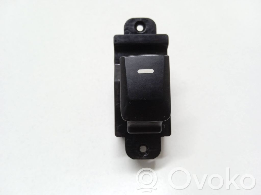 KIA Rio Electric window control switch 