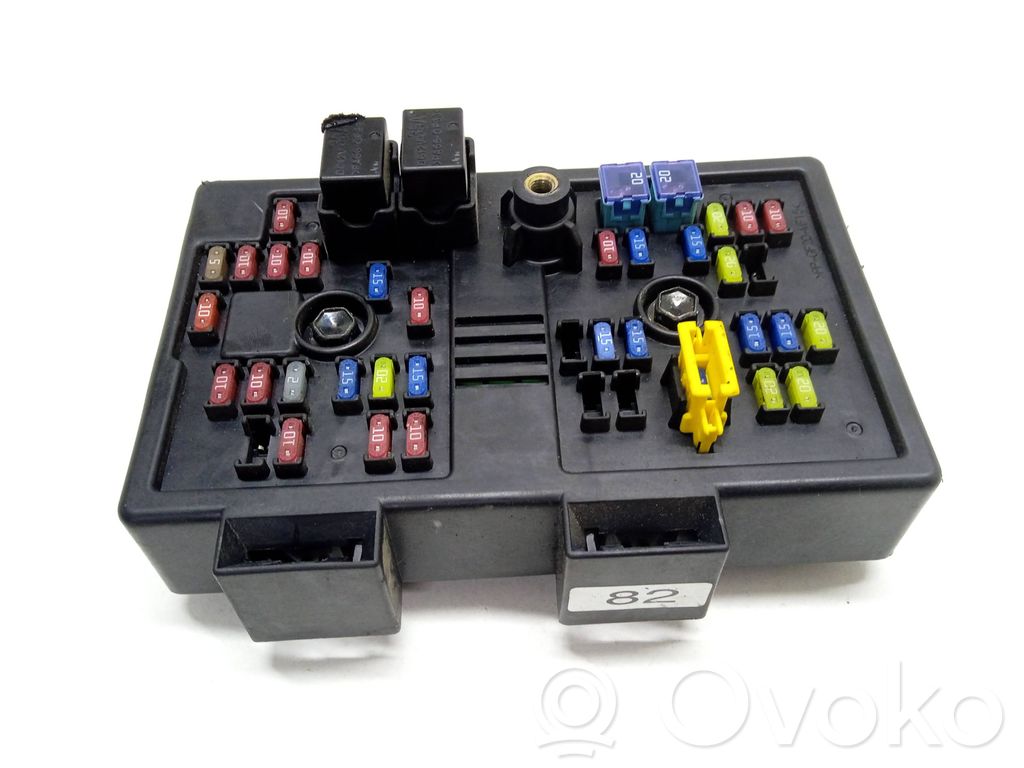 Chevrolet Captiva Juego de caja de fusibles 