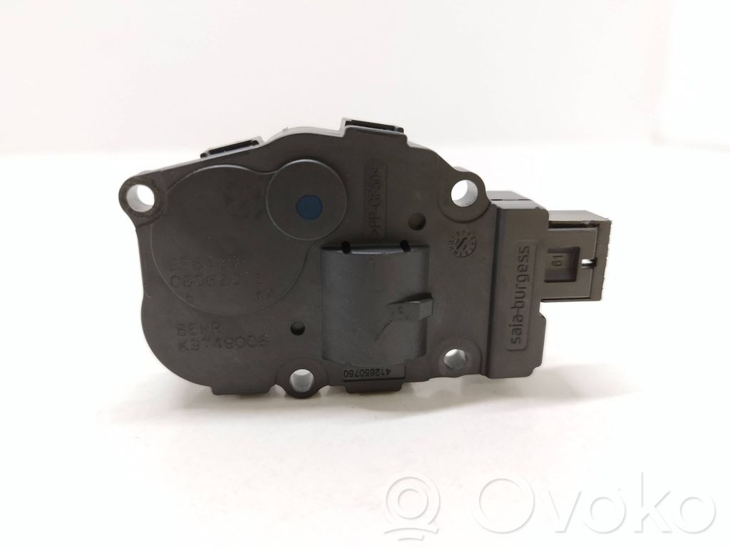 Audi A4 S4 B8 8K Silniczek nagrzewnicy 