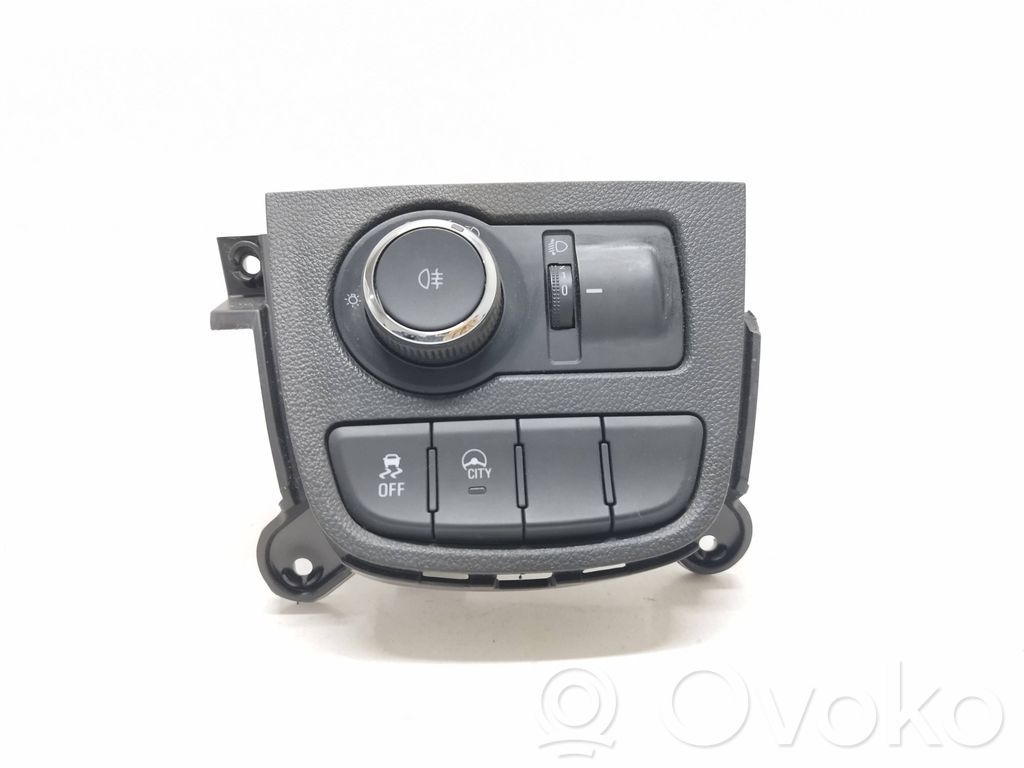 Light switch   95248614,10102909