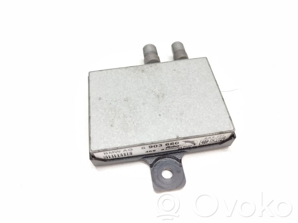 BMW 7 E38 Antenos stiprintuvas 