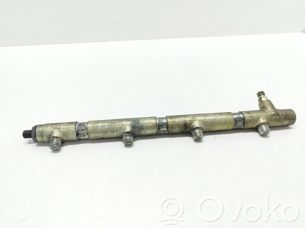 BMW 7 E38 Fuel main line pipe 