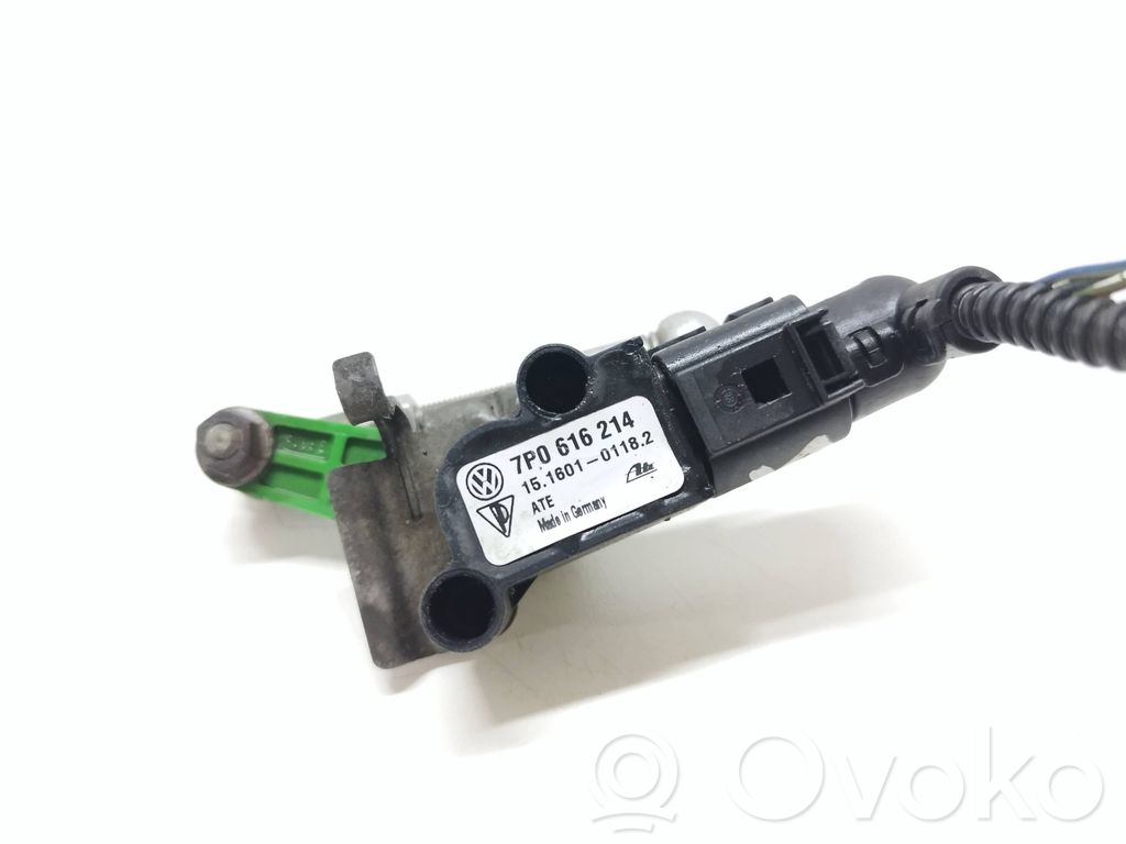 Porsche Cayenne (92A) Czujnik poziomu zawieszenia pneumatycznego osi przedniej 