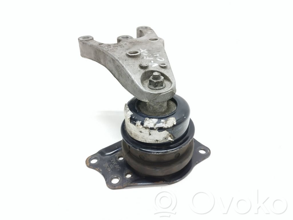 Volkswagen Fox Supporto di montaggio del motore
