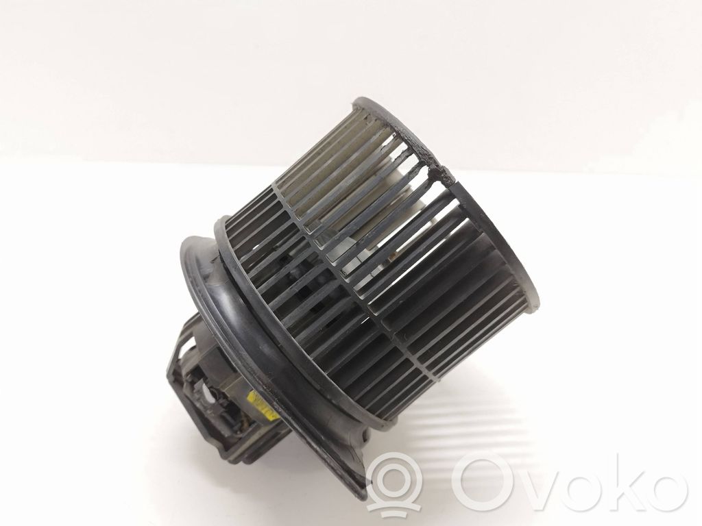 Saab 9-5 Pečiuko ventiliatorius/ putikas 