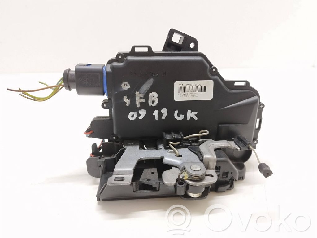 Skoda Fabia Mk2 (5J) Serratura portiera posteriore