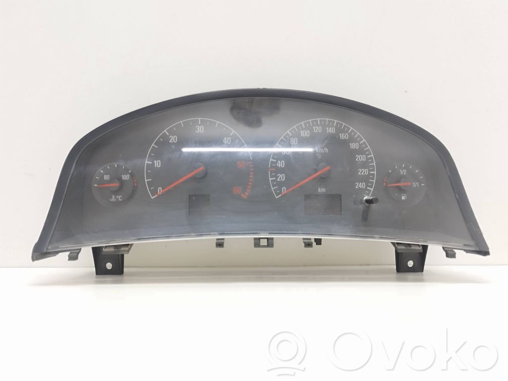 Opel Vectra C Nopeusmittari (mittaristo)