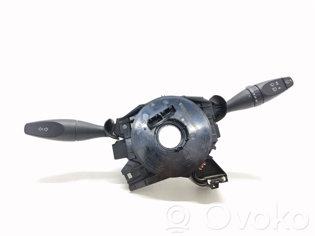 Ford Focus Interruptor/palanca de limpiador de luz de giro 