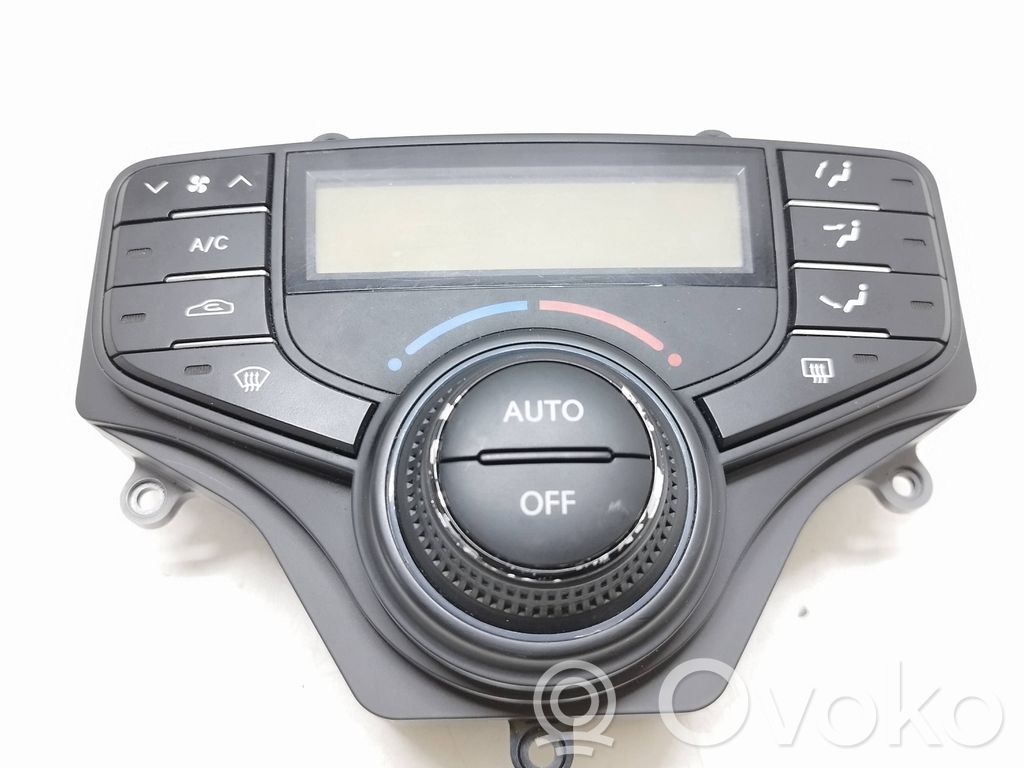 Hyundai i30 Unitate control climatizare 