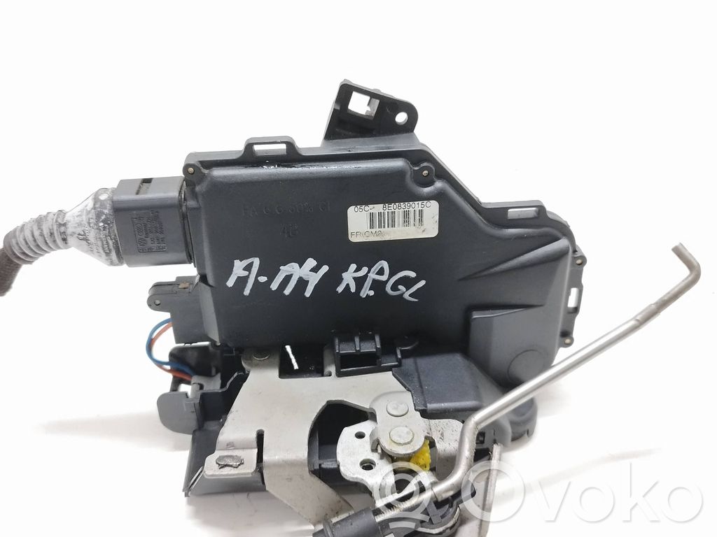 Audi A4 S4 B7 8E 8H Încuietoare ușă spate 