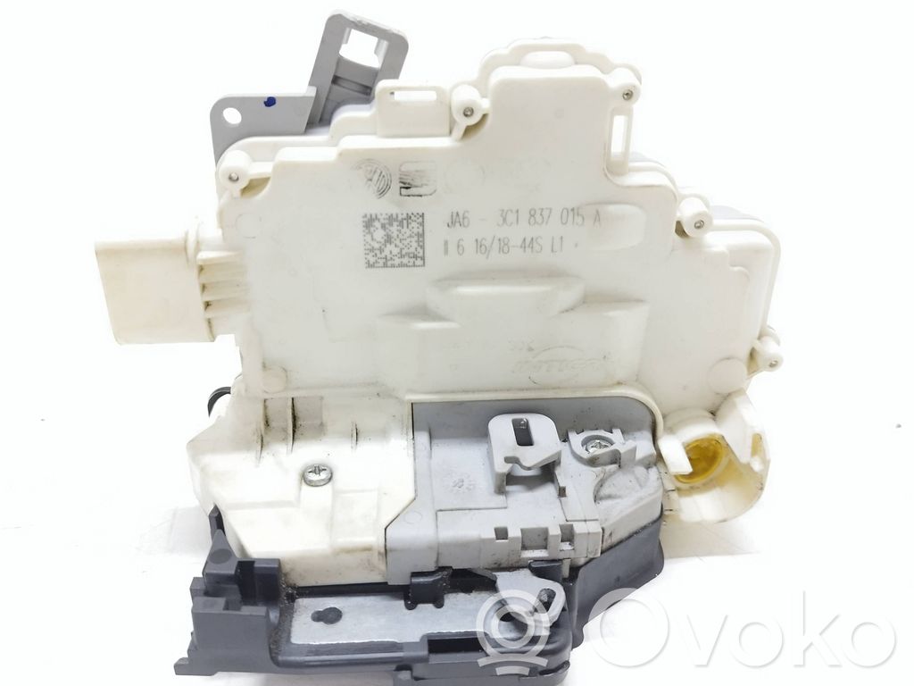 Volkswagen PASSAT B6 Serratura portiera anteriore