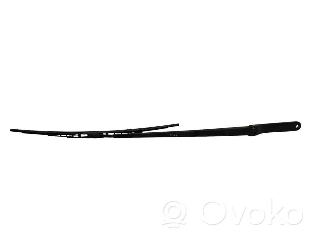 BMW X5 E53 Front wiper blade arm 