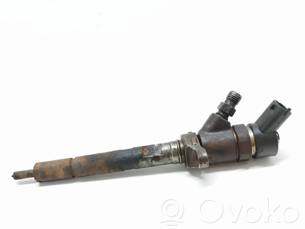Inyector de combustible   892080,0445110188