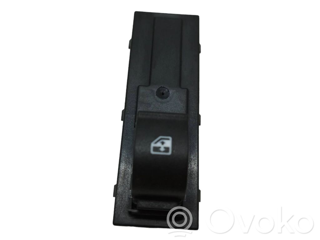 Fiat Tipo Electric window control switch 