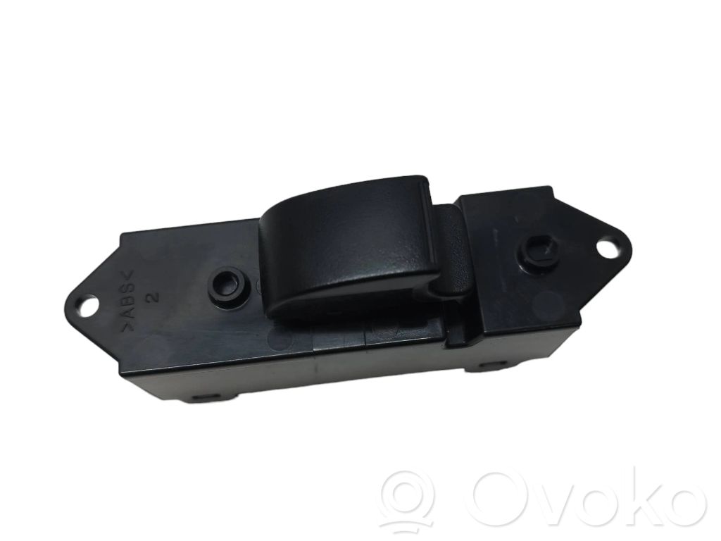 Interrupteur commade lève-vitre   8608A061,C8DD602M,0787D1