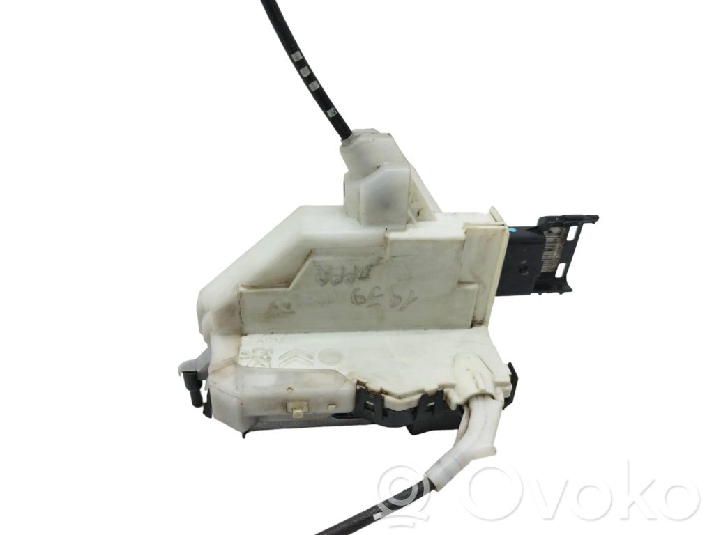 Citroen C3 Priekšpusē slēdzene 