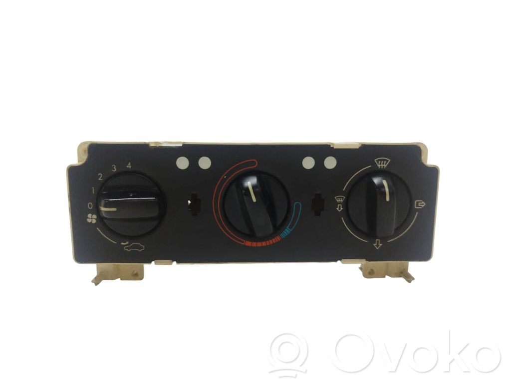 Peugeot 306 Climate control unit 