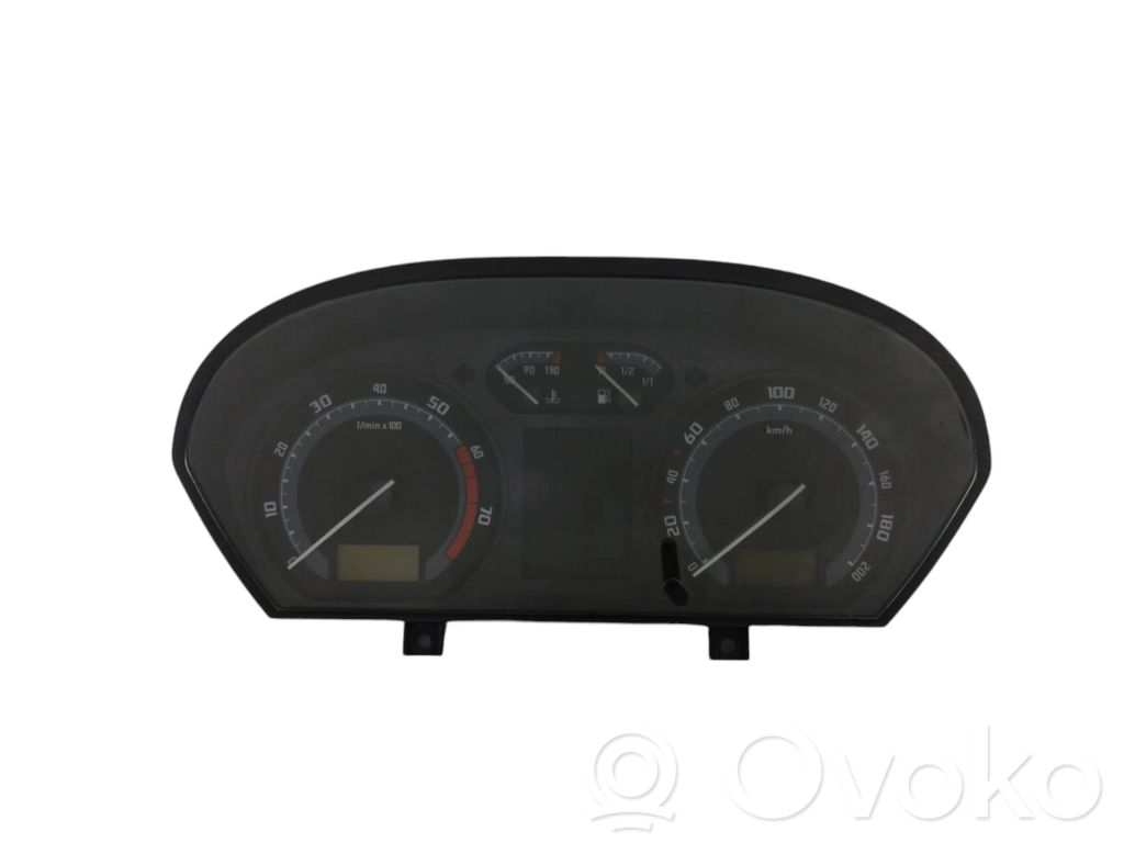 Skoda Fabia Mk1 (6Y) Nopeusmittari (mittaristo) 