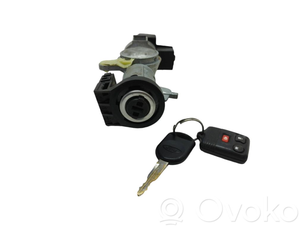 Ford Escape Užvedimo spynelė 