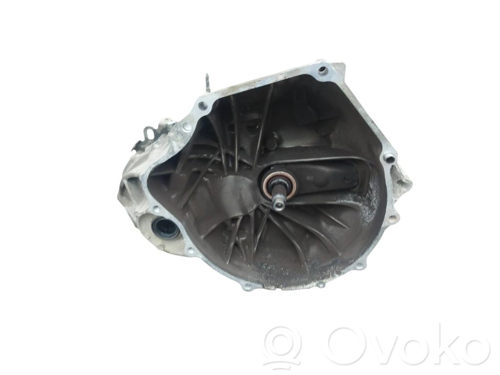 Honda Accord Cutie viteze manuală cu 6 trepte 