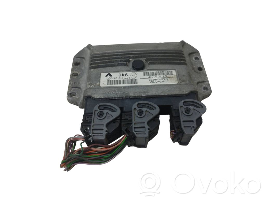 Renault Megane II Engine control unit/module 