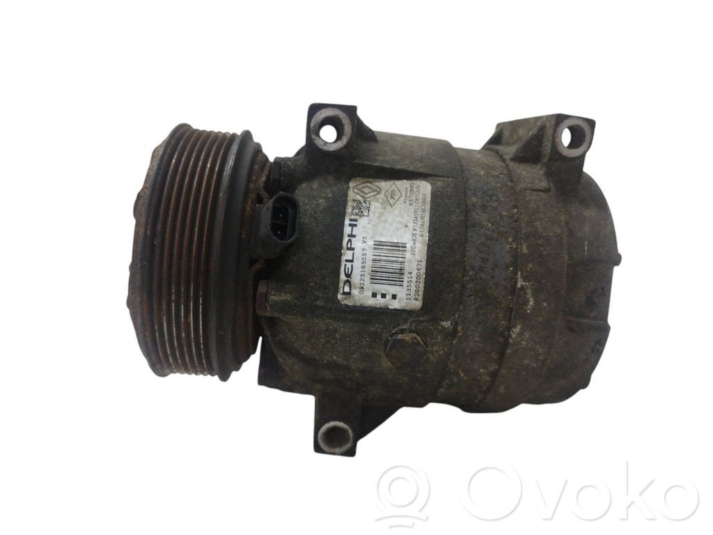 Renault Trafic II (X83) Air conditioning (A/C) compressor (pump) 