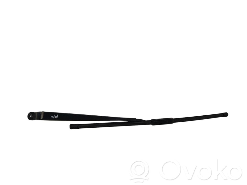 Honda Insight Front wiper blade arm 
